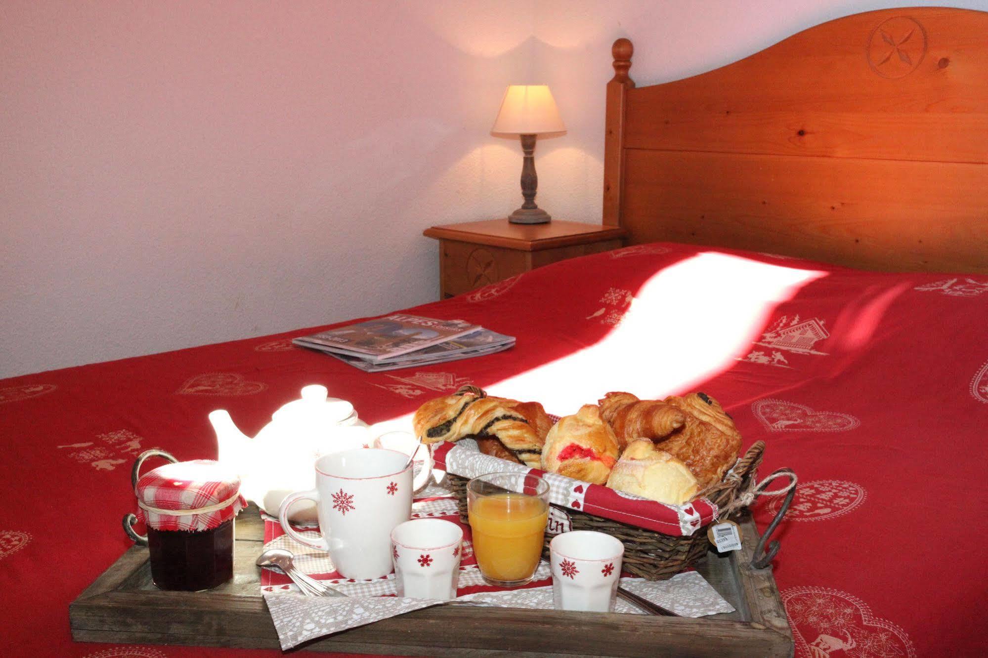 Résidence Néméa Les Chalets Des Cîmes Fontcouverte-la-Toussuire Esterno foto